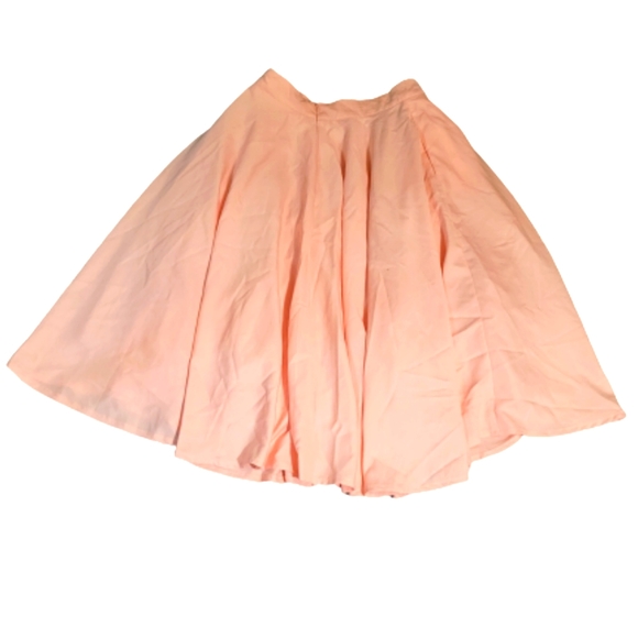 New Goodtime skirt. Pink. Small. Back zipper closure. - Picture 2 of 7